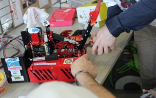 Un robot des Trophées 2016 en construction